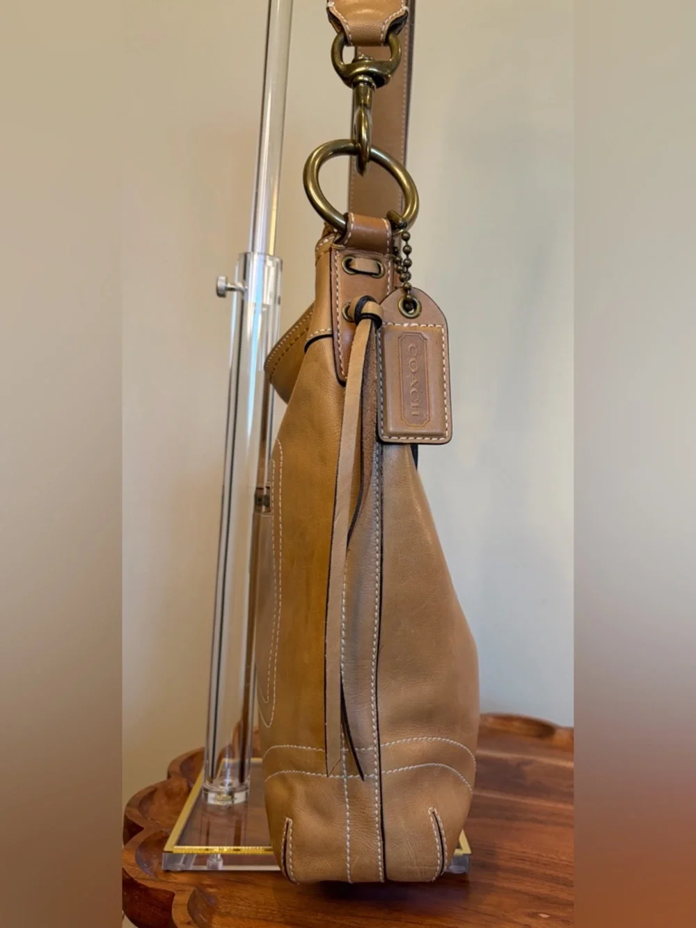 Vintage COACH Saddle Brown Chelsea Laced Shoulder Bag 10399